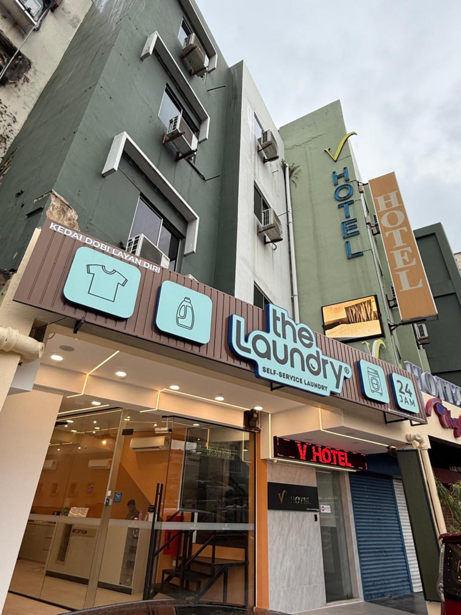 V Hotel ג'והור בהרו מראה חיצוני תמונה